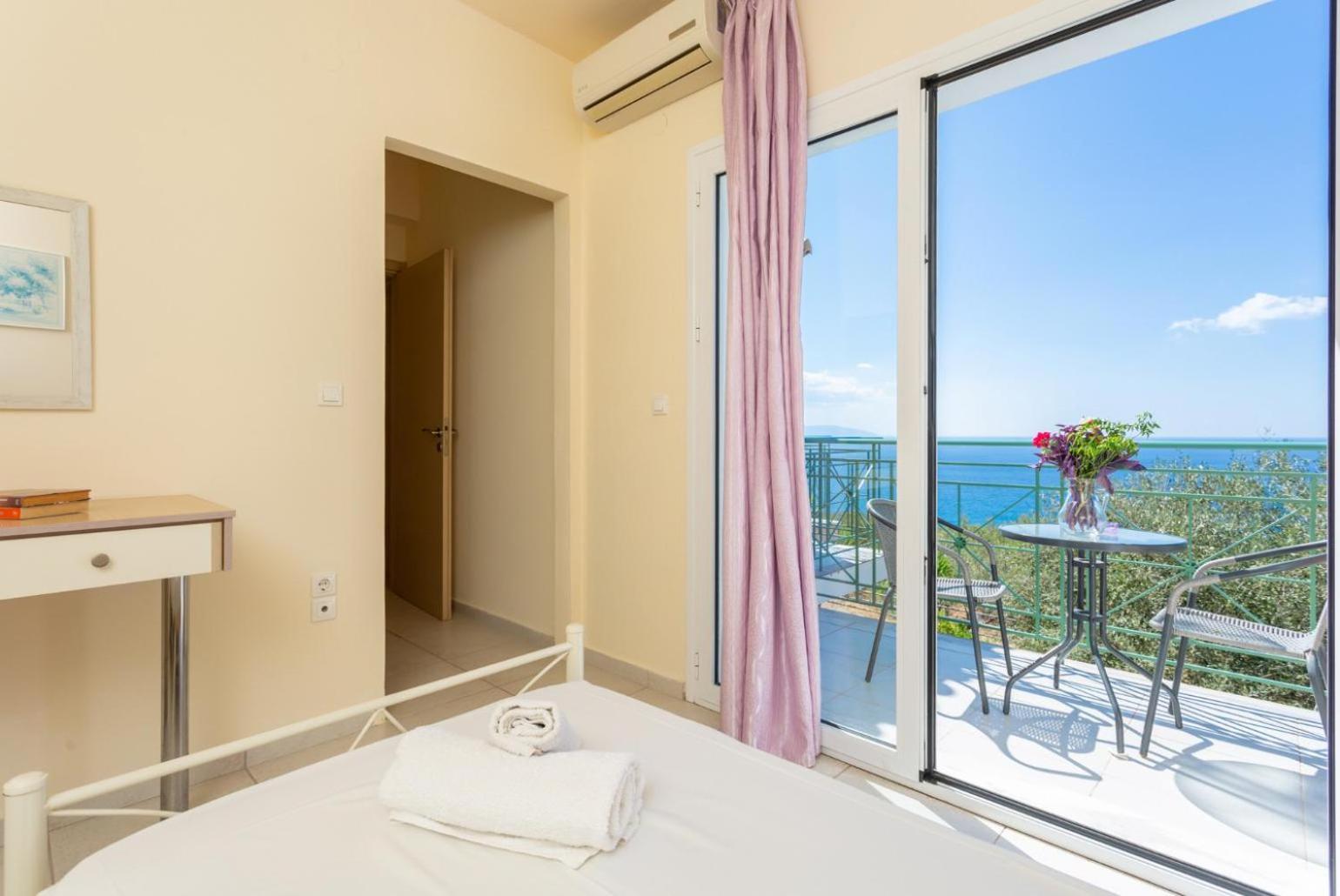 Villa Eri Vlachata ภายนอก รูปภาพ